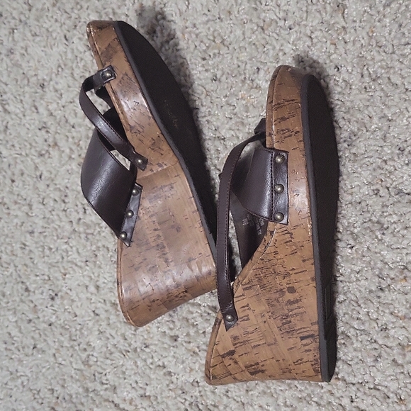 Arizona 2 in wedge brown sandal - Picture 2 of 4